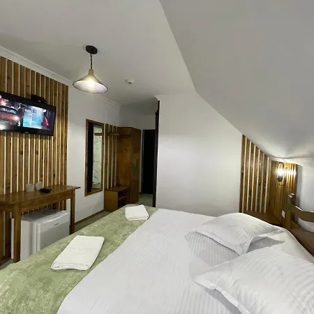 Casa Bicajeanului - Habitación en casa particular Lacu Roșu